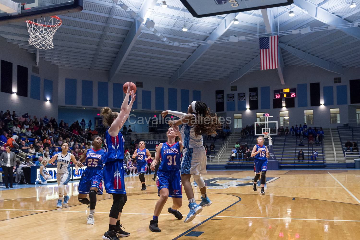 VarLadiesBBvsRiverside 149.jpg